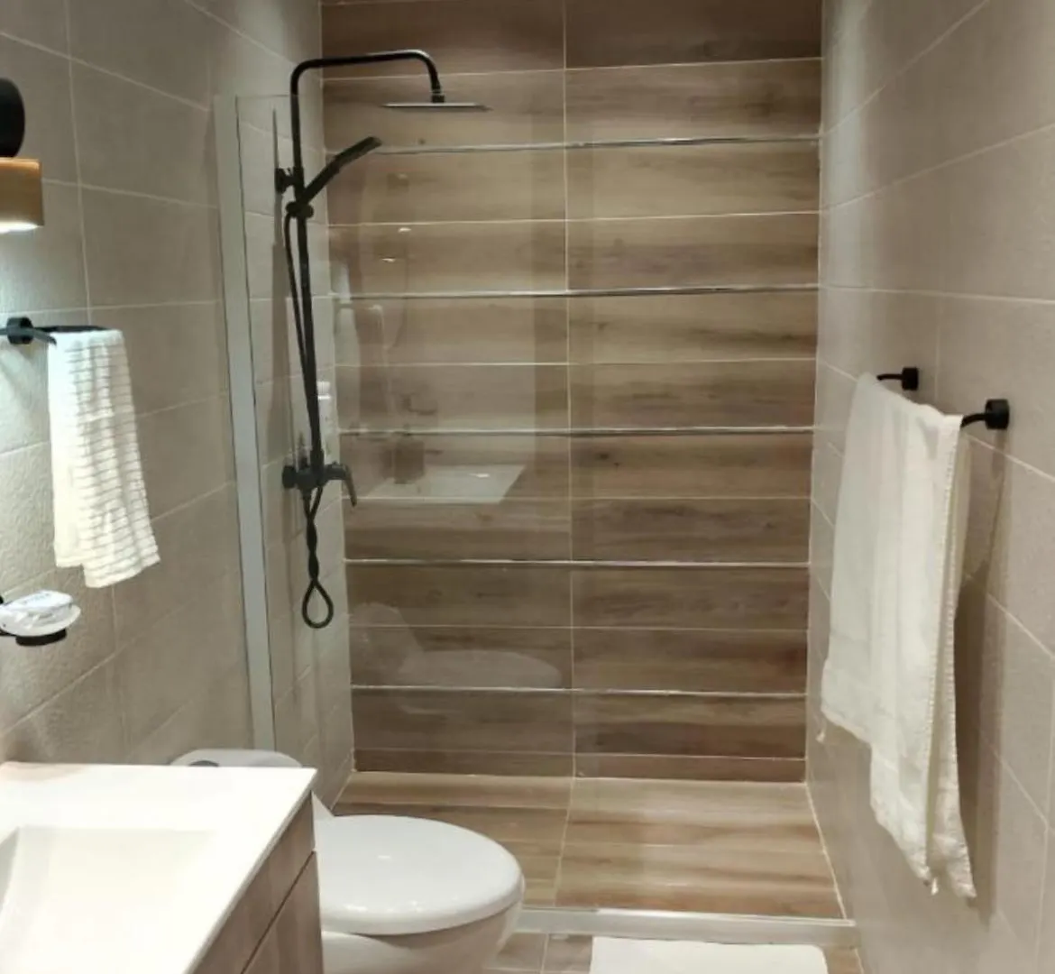 New Luxury 2Br King Bed, Gym, & Pool In The Heart Of Santo Domingo Apartman