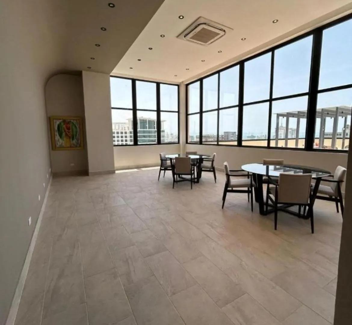 New Luxury 2Br King Bed, Gym, & Pool In The Heart Of Santo Domingo Apartman